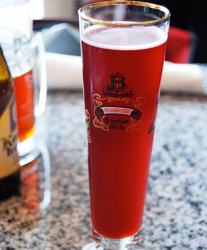 Name:  photo-complementaire-lindemans-framboise-2.jpg
Views: 3186
Size:  90.6 KB